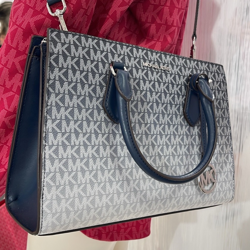 MICHAEL KORS Sheila Medium Ombré Signature Logo CZ Satchel Crossbody 
Navy 
NWT - Picture 7 of 16